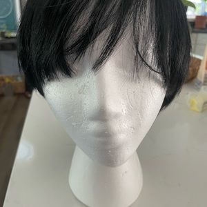 Short Black wig